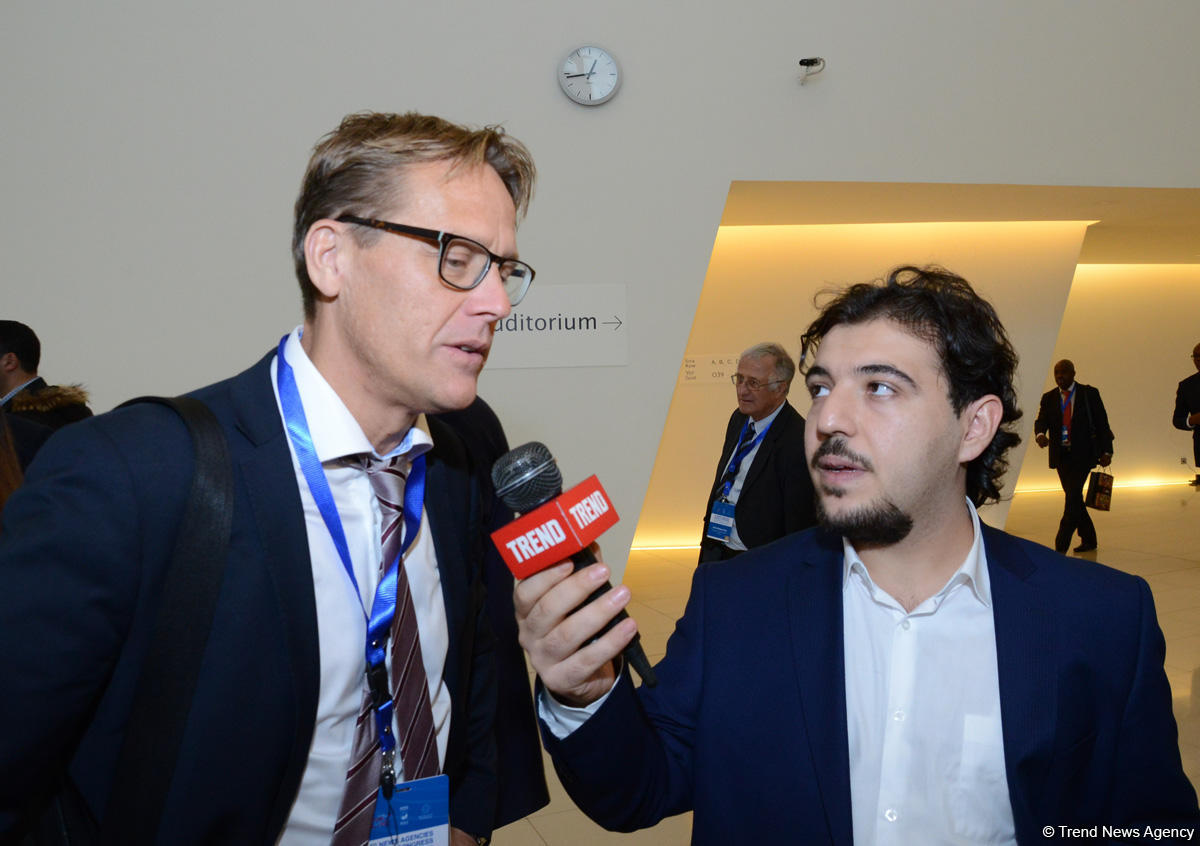 Проведение Всемирного конгресса новостных агентство в Баку - важно для будущего медиа - президент Альянса новостных агентств Европы (ФОТО)