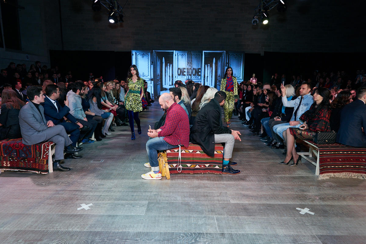 Azerbaijan Fashion Week: Дефиле дизайнеров Франции, Казахстана, Грузии и Украины  (ФОТО)