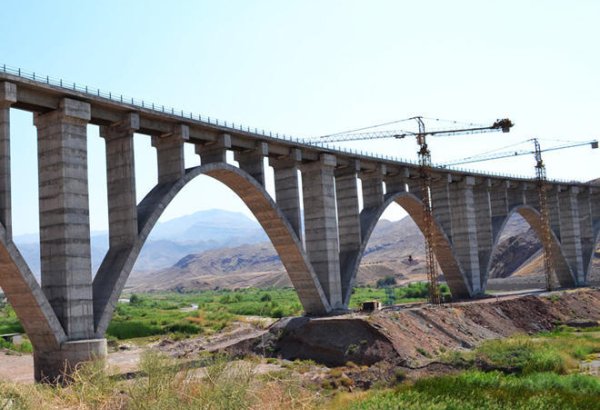 Iran to start building Rasht-Astara railway with Russian loan soon, says minister