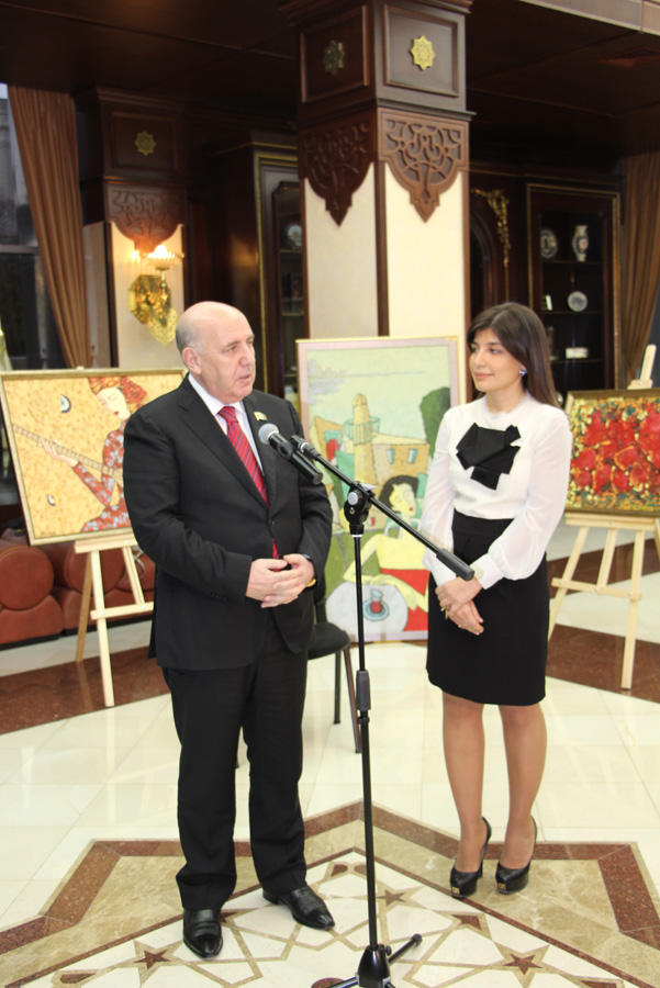 В Баку открылась выставка, посвященная 25-летию независимости тюркоязычных стран (ФОТО)