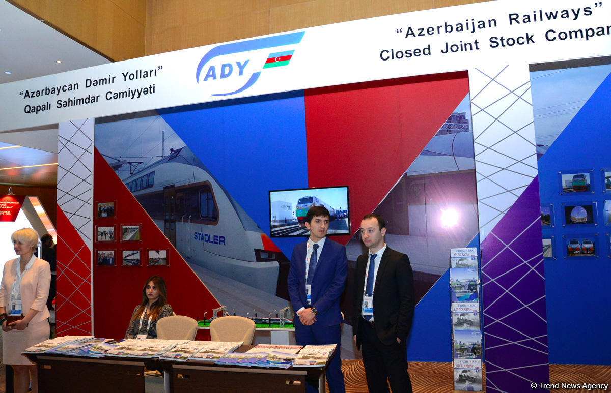 В Баку стартовал международный железнодорожный бизнес-форум (ФОТО)