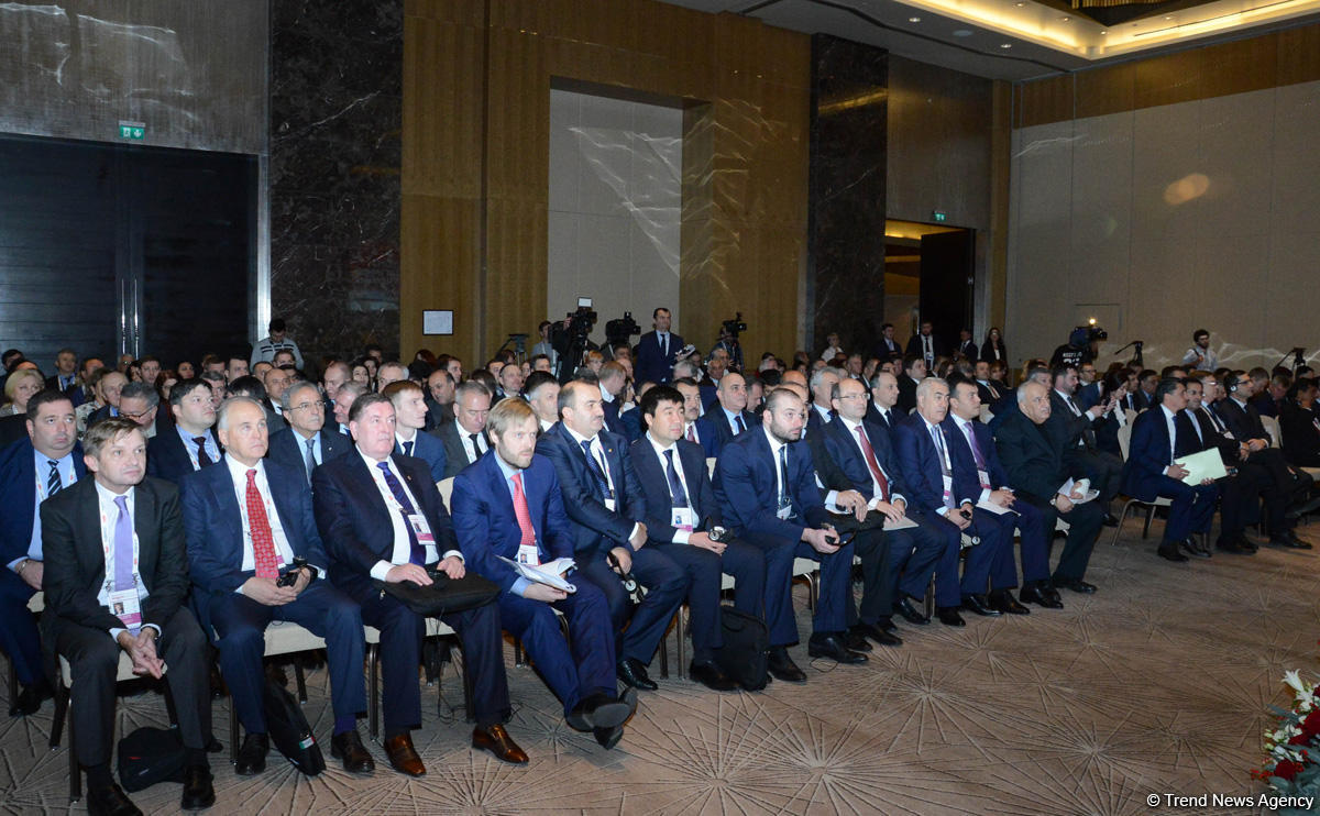 В Баку стартовал международный железнодорожный бизнес-форум (ФОТО)