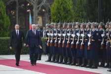 Official welcoming ceremony held for Belarus president in Baku (PHOTO)