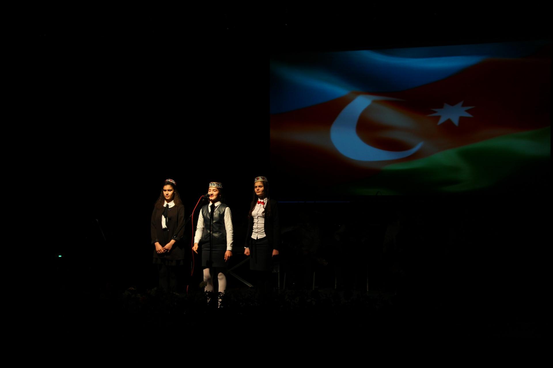 В Шеки состоялась церемония закрытия "Шеки - культурная столица тюркского мира - 2016"(ФОТО)