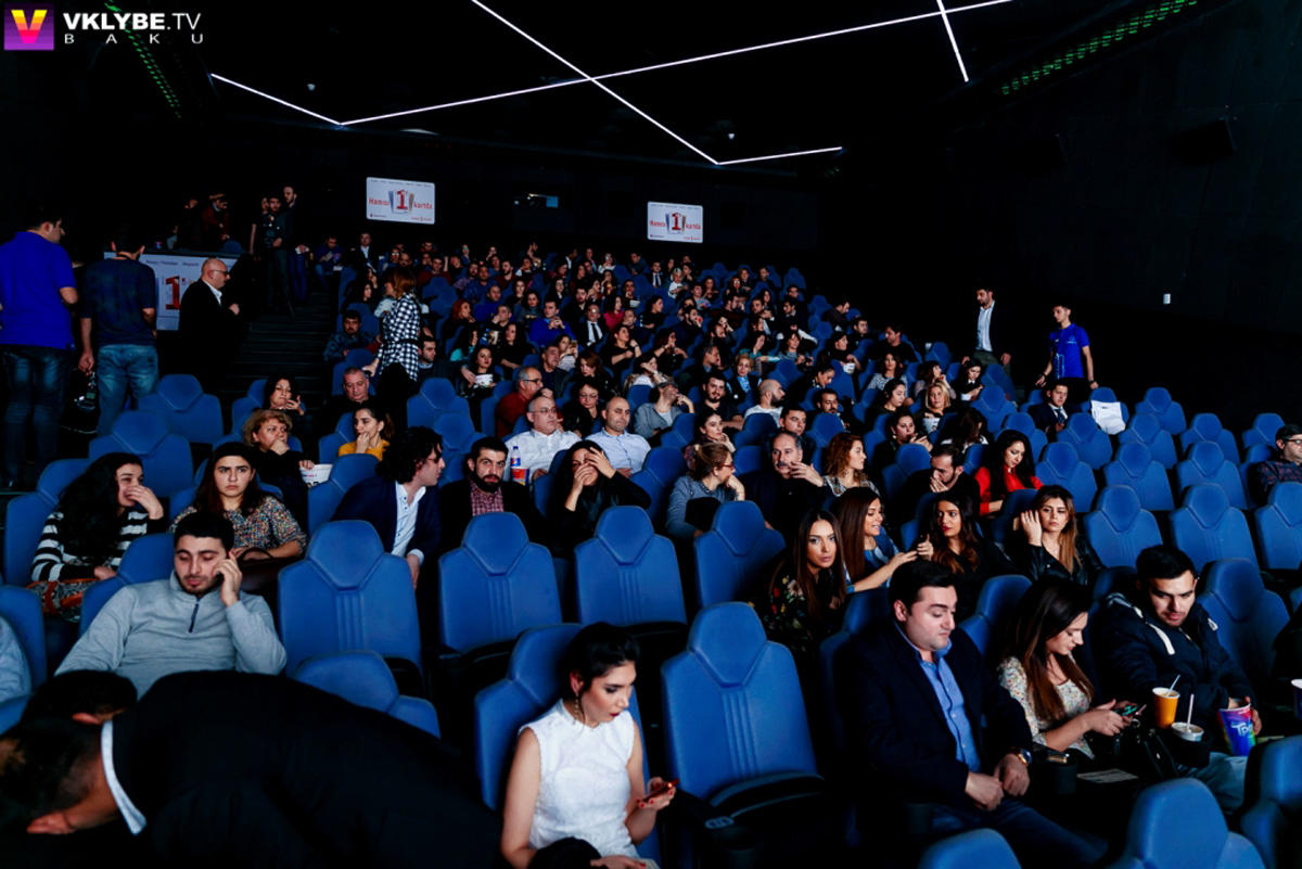 "CinemaPlus"da Hollivud filminin Azərbaycan dilində dublyajı (FOTO)