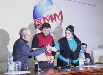 Азербайджанский певец презентовал клип  "Приду" (ФОТО/ВИДЕО)