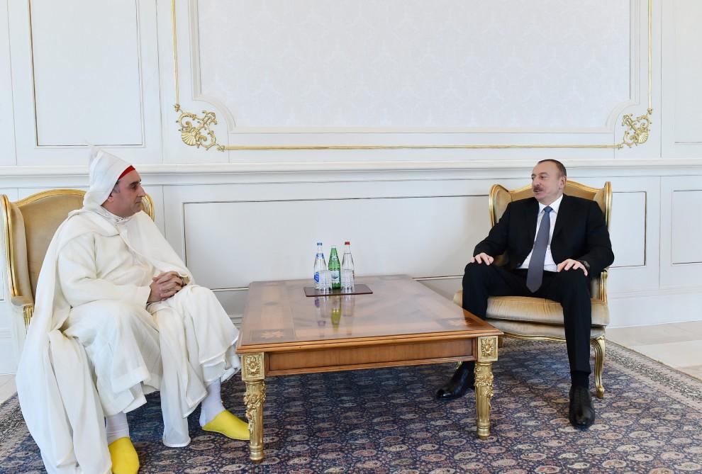 Ilham Aliyev gets credentials of incoming ambassadors (PHOTO)