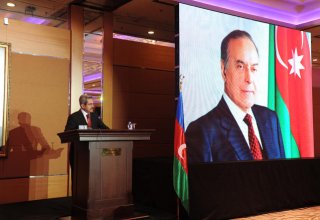 Necdet Ünüvar: “Haydar Aliyev, fikir babalığı yaptığı projelerle geleceğe yön veren büyük bir liderdi”