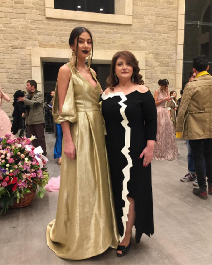 В какой одежде встретить Новый  год 2017– совет азербайджанского модельера (ФОТО)