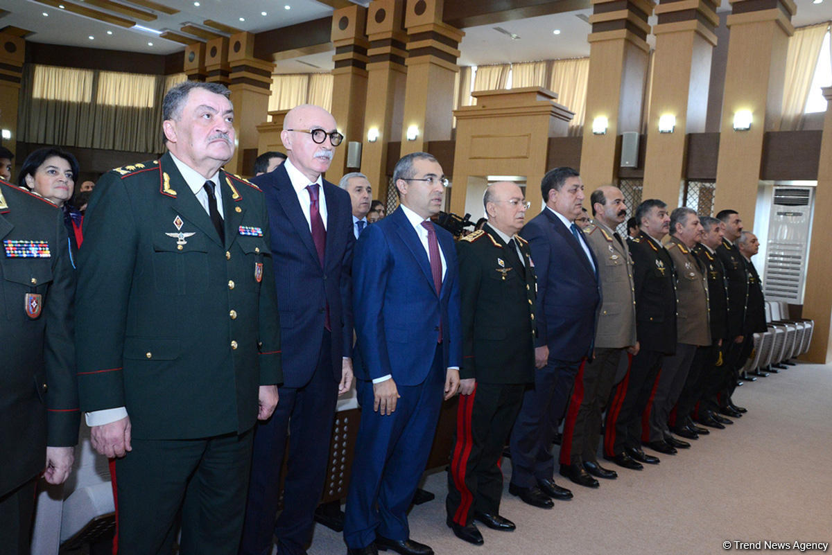 "Fövqəladə hallar uşaqların gözü ilə" uşaq yaradıcılıq müsabiqəsinin qalibləri mükafatlandırılıb (FOTO)