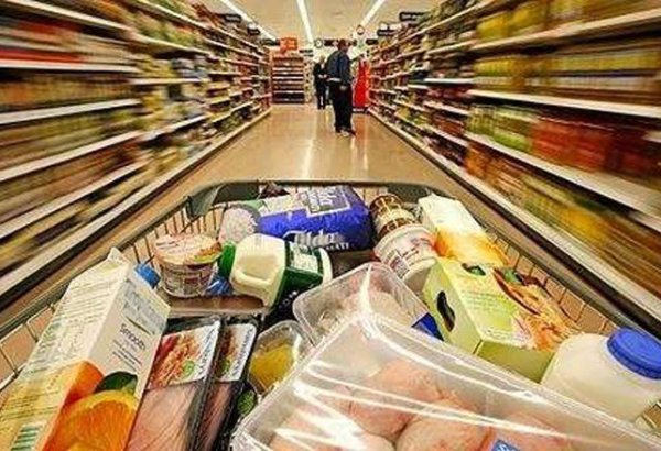 Azerbaijan's income from retail sales of food products rises