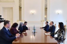 Президент Ильхам Алиев принял вице-президента Болгарии   (ФОТО)