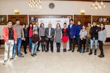 Севда Алекперзаде пропагандирует театральное искусство среди молодежи (ФОТО)