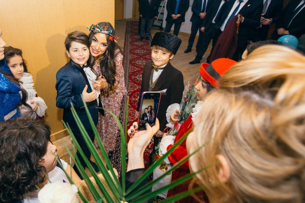 Лейла Алиева посетила детский музыкальный фестиваль эстрадной песни «Зима» (ФОТО)