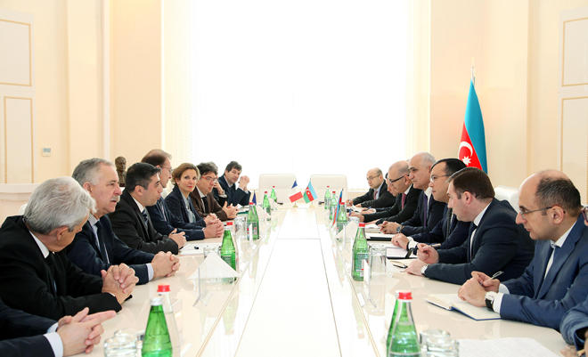 Azerbaijan, France to create interregional co-op committee