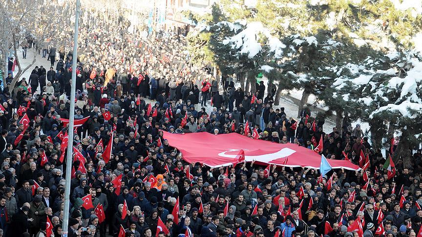 Diyarbakır'da 'Teröre Lanet Şehide Saygı' mitingi düzenlendi