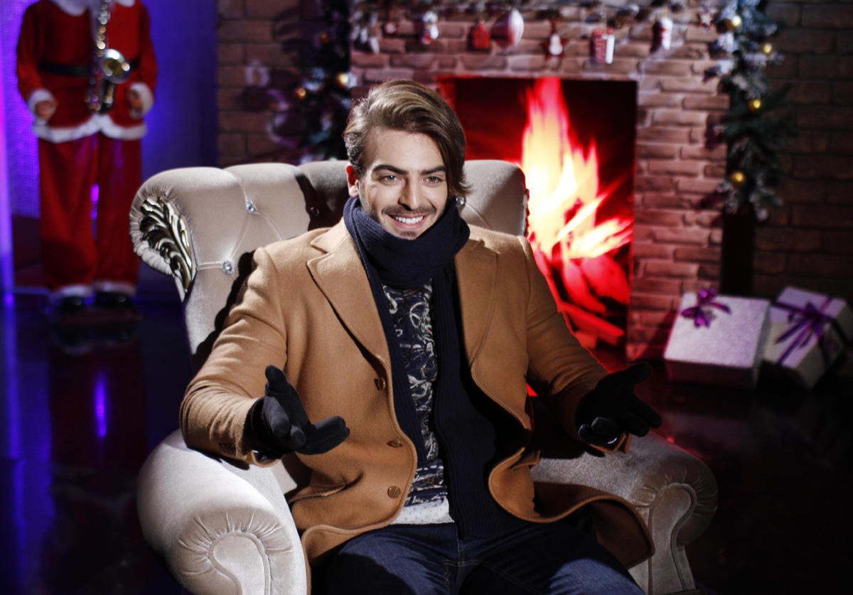 В гостях у самих себя: азербайджанские телезвезды в новогоднем шоу (ФОТО)