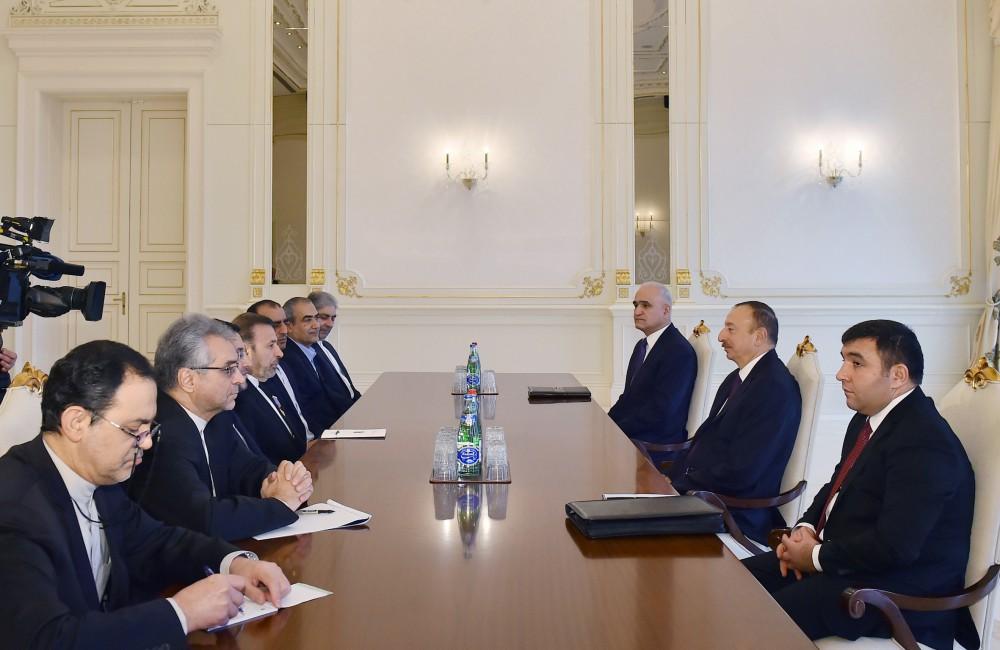 Ilham Aliyev receives Iranian ICT minister