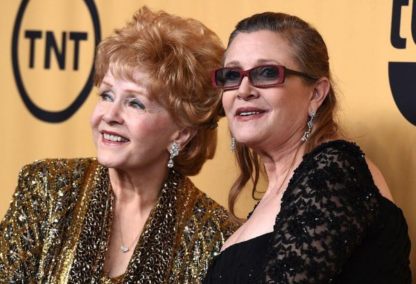 Carrie Fisher’s mother passes away soon after daughter’s death