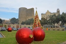 Праздничная атмосфера в Баку (ФОТО)