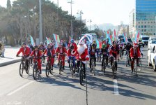 В Баку прошел праздничный новогодний велопробег (ФОТО)