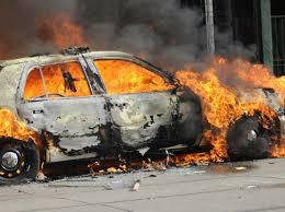Abşeron rayonunda avtomobil yanıb