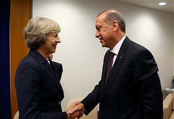 İngiltere Başbakanı May Cumartesi Ankara'ya gelecek