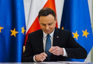 Президент Польши подписал новый закон о выборах главы государства по смешанной системе
