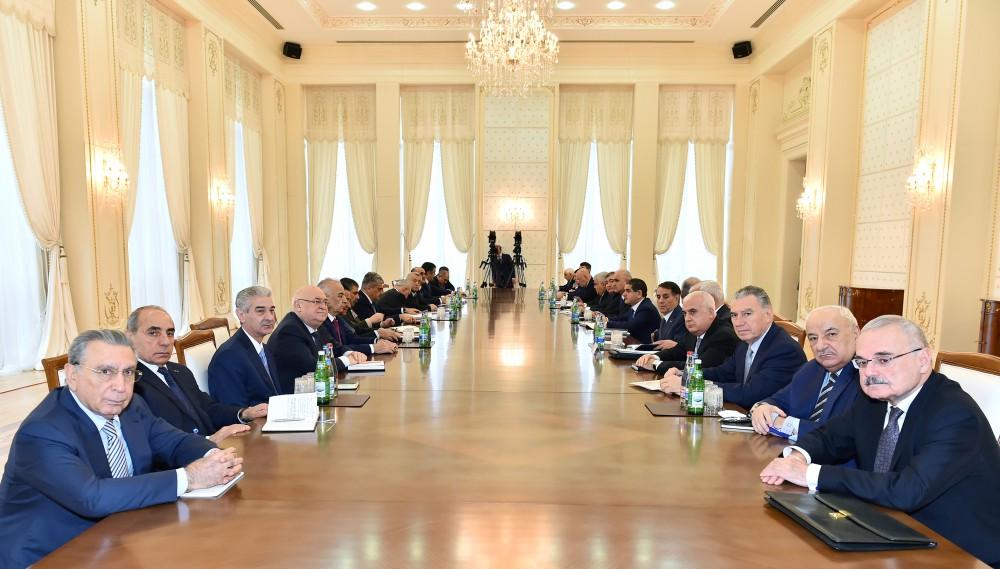 Prezident İlham Əliyevin sədrliyi ilə Nazirlər Kabinetinin iclası keçirilib  (YENİLƏNİB-3) (FOTO)