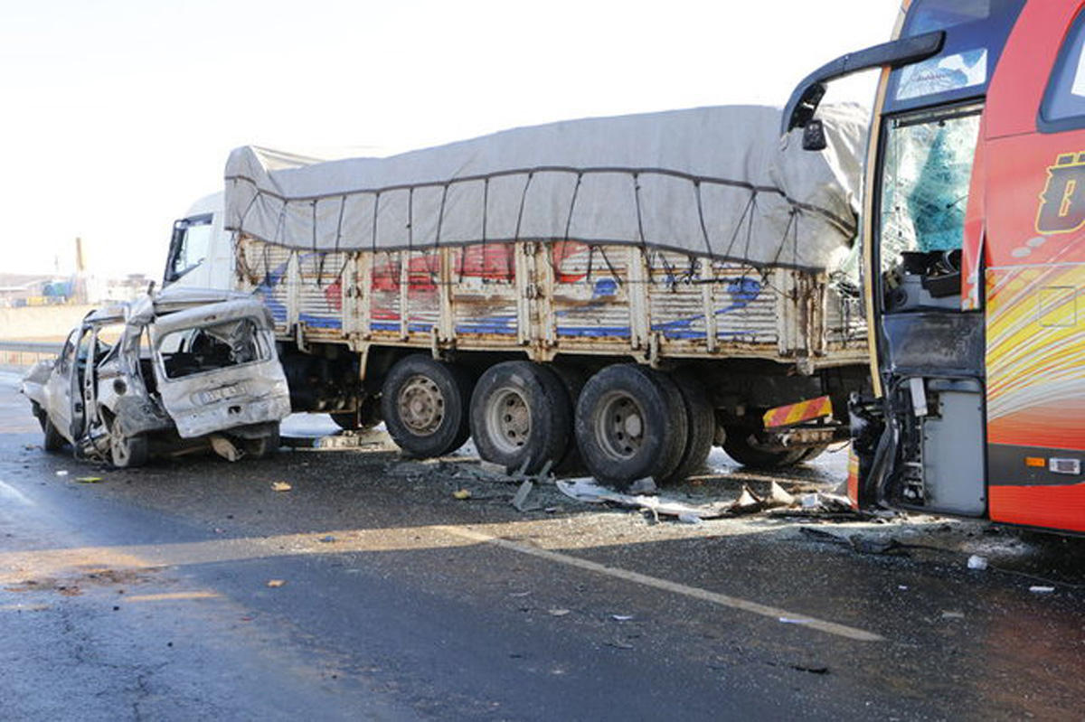 Цепная авария в Турции, более 20 пострадавших (ФОТО)