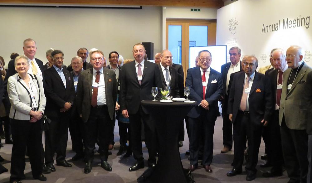 President Aliyev attends reception for leaders who participated in World Economic Forum more than 10 times (PHOTO)