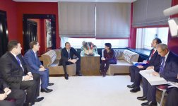 Президент Ильхам Алиев в Давосе встретился с главой Швейцарии (ФОТО) (версия 2)