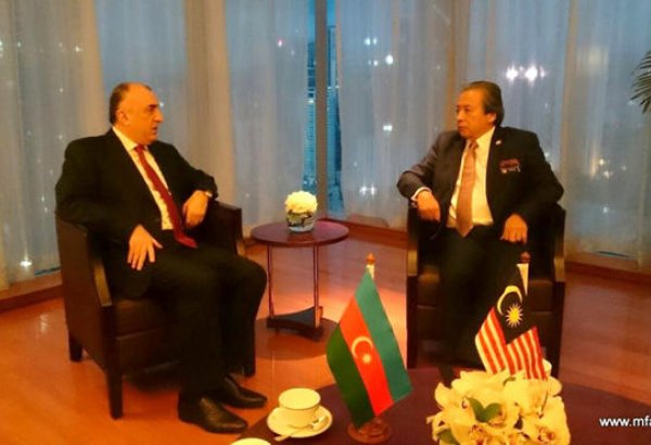 Азербайджан и Малайзия обсудили развитие экономических связей