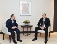 Ильхам Алиев встретился в Давосе с главой регионального правительства Иракского Курдистана (ФОТО)