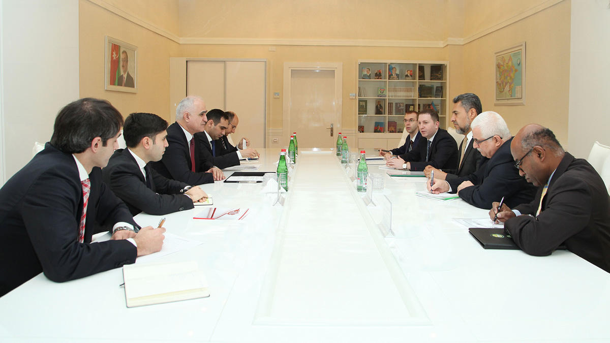 Azerbaijan, IDB sign grant agreement  (PHOTO)