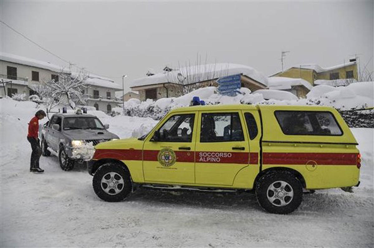 İtalya’da çığ faciası: 30 kişi öldü
