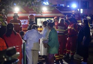 В Бухаресте около 40 человек пострадали во время пожара в ночном клубе