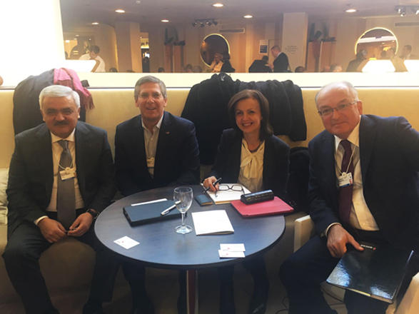 PwC, SOCAR heads meet at World Economic Forum in Davos