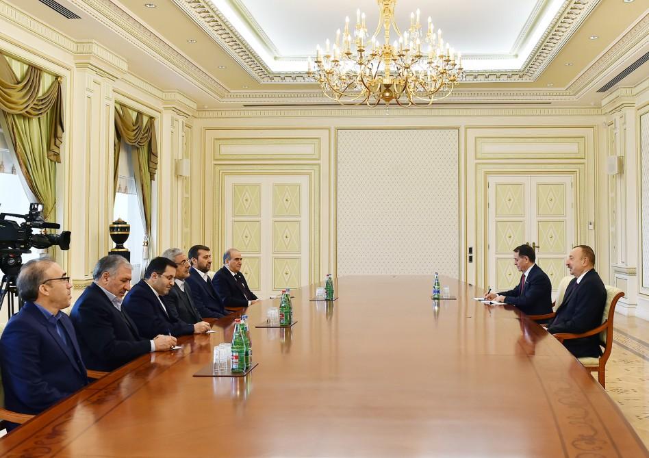 Ilham Aliyev meets governor of Iran’s West Azerbaijan Province (PHOTO)