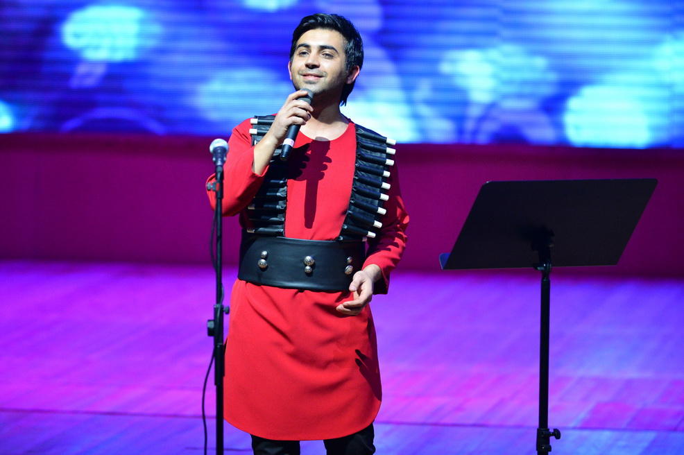Волшебные ритмы: блистательное выступление грузинских артистов в Баку (ФОТО)