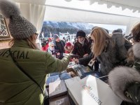 На Кубке мира по снежному поло в Швейцарии оборудованы уголки, пропагандирующие азербайджанскую культуру (ФОТО)
