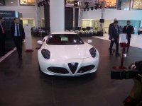 В Азербайджане стартовали продажи автомобилей Alfa Romeo и Abarth (ФОТО)