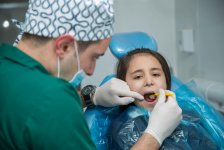 Мобильная зубная клиника Azercell продолжает оказывать бесплатные услуги (ФОТО)