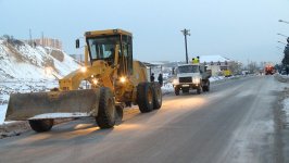 Азеравтойол: От снега расчищаются все улицы и проспекты Баку (ВИДЕО/ФОТО)