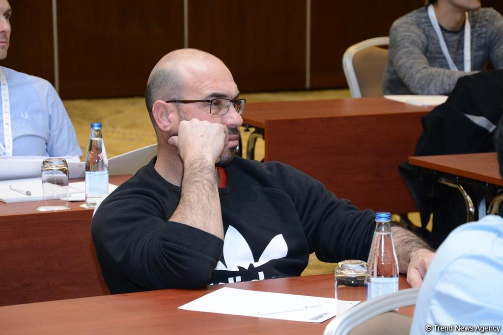 В Баку стартовали международные судейские курсы FIG по спортивной гимнастике (ФОТО)