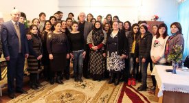 В регионах Азербайджана организованы курсы по ковроткачеству  (ФОТО)