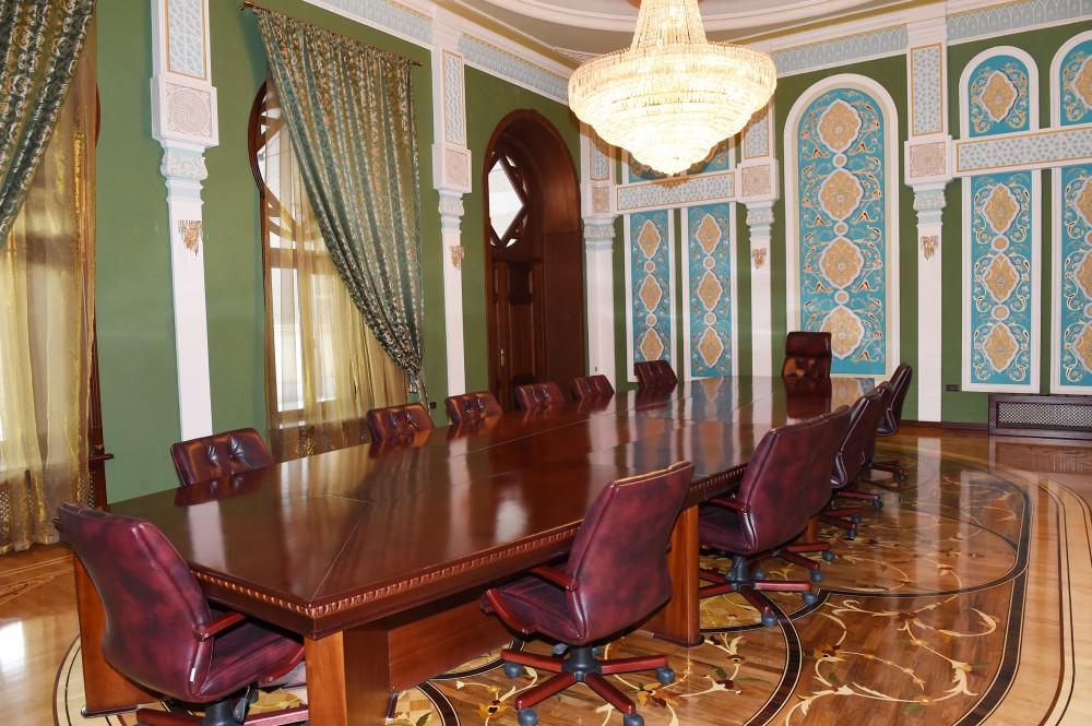 Президент Ильхам Алиев и его супруга ознакомились с условиями, созданными на Бакинском железнодорожном вокзале после реконструкции (ФОТО)