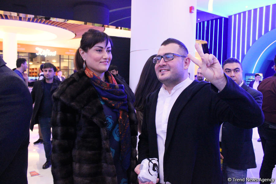 Мурад Дадашов с успехом презентовал первый комедийный фильм "Праздничный вечер" (ФОТО)