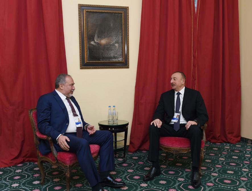 Ilham Aliyev meets Israeli defense minister in Munich