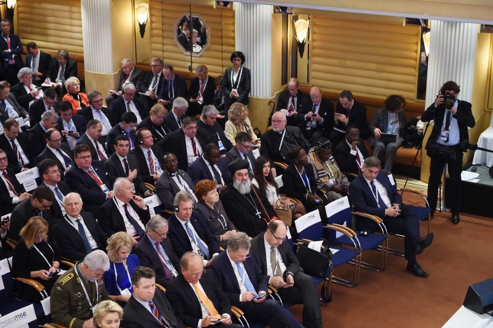Вице-президент Фонда Гейдара Алиева Лейла Алиева наблюдала за ходом обсуждений на сессии открытия Мюнхенской конференции по безопасности (ФОТО)